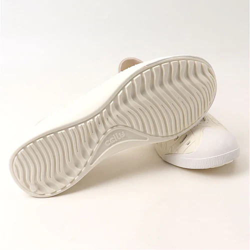 ccilu �X�j�[�J�[ �����Y �ʔ� �`�� �X���b�|�� ���f�B�[�X �}�����V���[�Y �C �i�[�X�V���[�Y �����ƂȂ��X�j�[�J�[ �����Ƃ����߂� �������p �I�t�B�X�V���[�Y ���Ȃ��C ������� ���Ȃ�_13