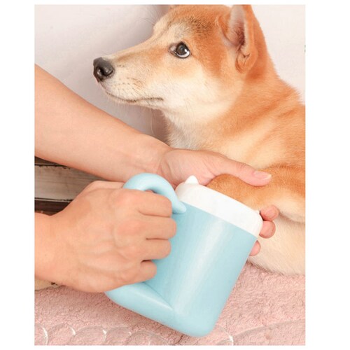ペット 足 洗い 通販 足洗いカップ 犬 足洗い カップ 足洗いボトル シリコーンブラシ 小型犬 中型犬 簡単 使いやすい 半自動 回転 分解できる 洗いやすい お出かけ お散歩用品 お散歩グッズ _9