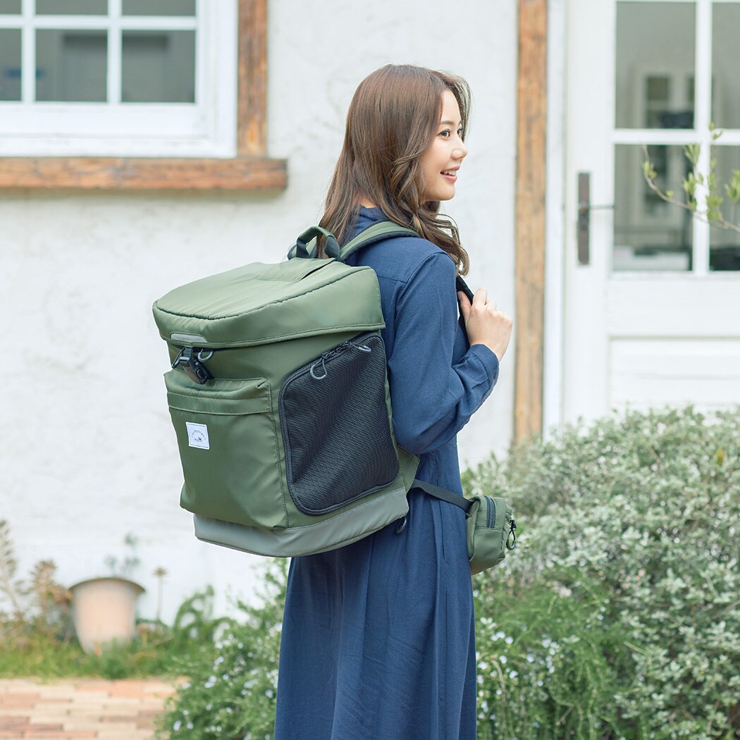 ペットキャリー リュック 耐荷重10㎏ ティーアンドエス PETiCO Hug