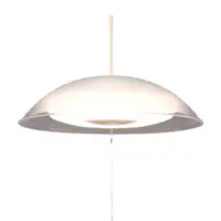 �y���_���g���C�g