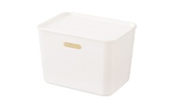 �������[