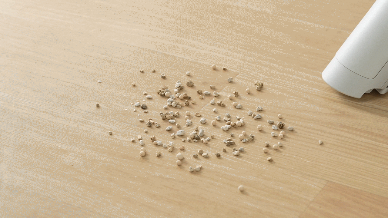 紙パック式ハンディクリーナー HBD-C1-B ブラック1