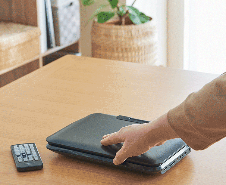 10.1インチ液晶ポータブルDVDプレーヤー FVP1013B 全2色【プラザセレクト】 7251784│アイリスプラザ│アイリスオーヤマ