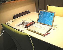 ���j�^�[���|�[�g