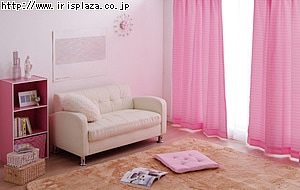 春らしい色で明るいお部屋