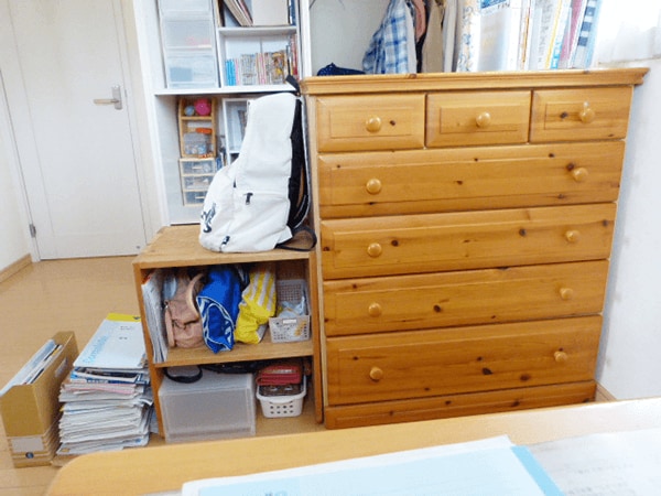 収納する場所の寸法を測る。