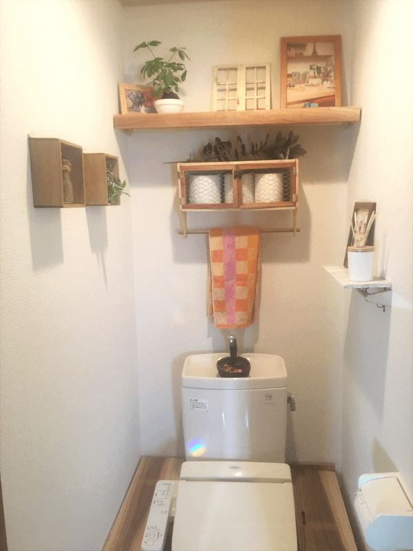 木の香るトイレ収納