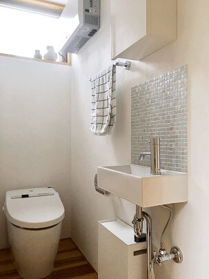 狭いトイレの収納をスッキリコンパクト化!