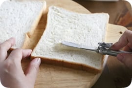 ベタッとしないサンドイッチを作るには?