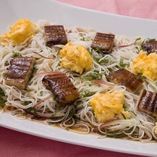 うな卵そうめん