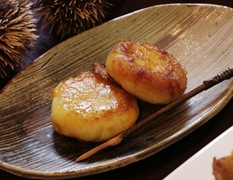 チーズ入りじゃが餅