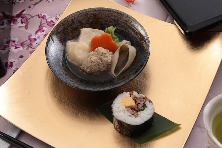 H삪ςI|CgbX