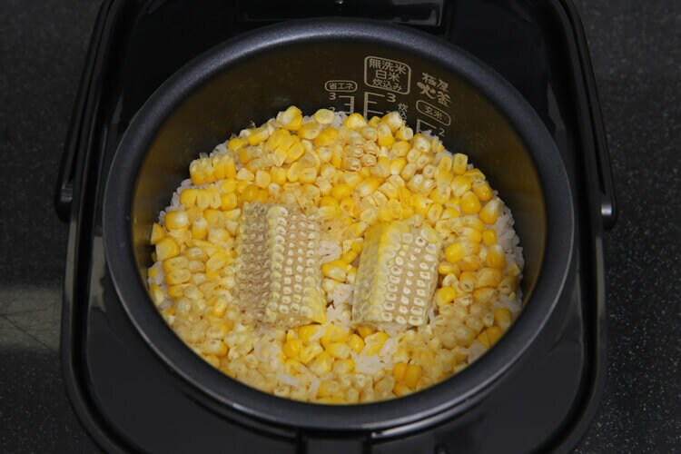 Ƃ낱̐cKꏏɐĂBÖƕ܂B