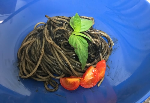 作った料理Bイカスミスパ
