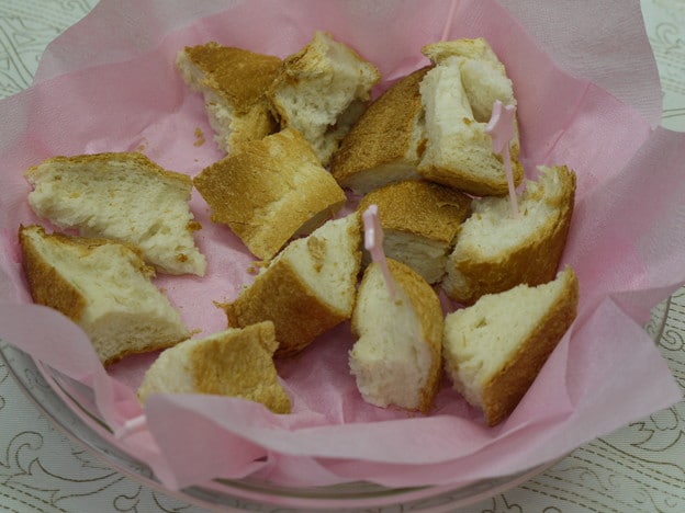 試食試飲担当員のお二人様がたくさんお召し上がりになられましたので、こんなに少なくなりました。(怒)