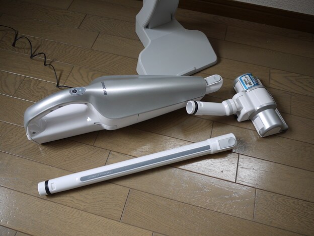 組み立ては簡単