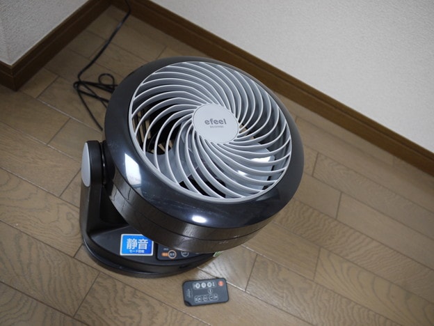 こんな感じに 真上にもむけられます