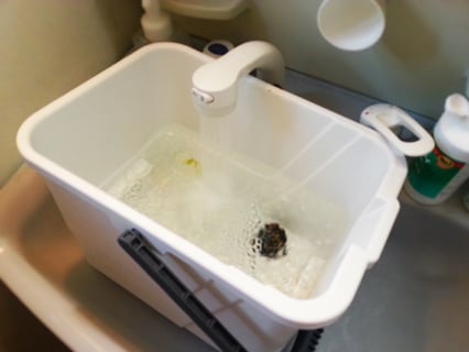 タンクに水