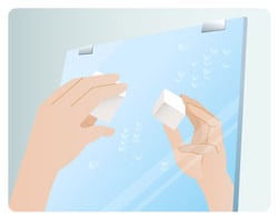 鏡や蛇口の上のうろこ汚れ