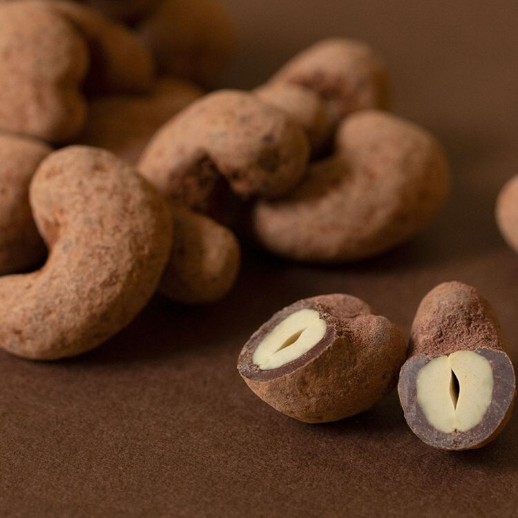 カシューチョコ(箱入り)