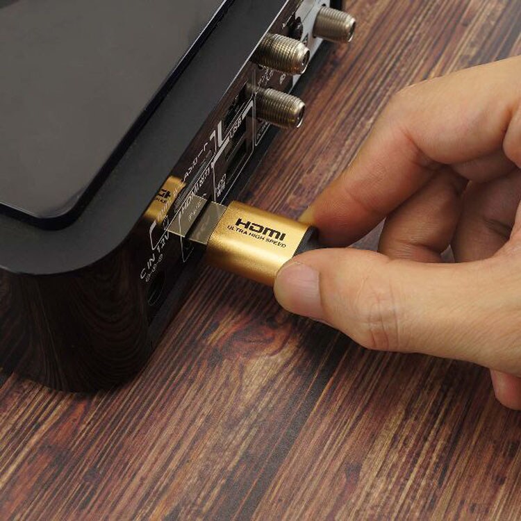 8K／60p4K／120pメタルヘッドUHD対応48G対応テレビPS5XboxV2.1対応ウルトラハイスピードウルトラハイスピードHDMIケーブル3mゴールド／黒ホーリック 