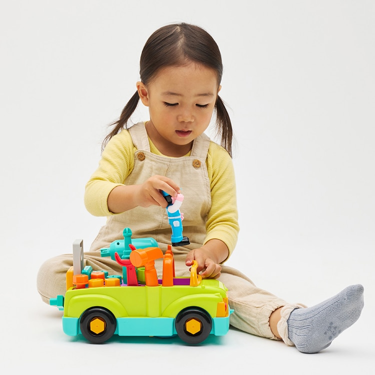 DADWAY 工具がいっぱい!組立できるDIYトラック TYHOL6109 【プラザセレクト】