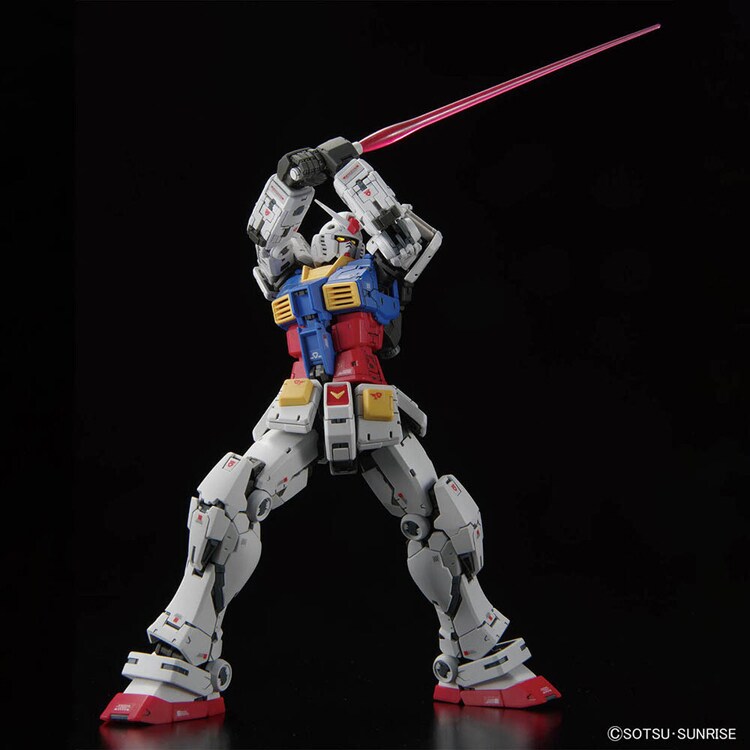RG 1/144 RX-78-2 ガンダム Ver.2.0 671554 【プラザセレクト】