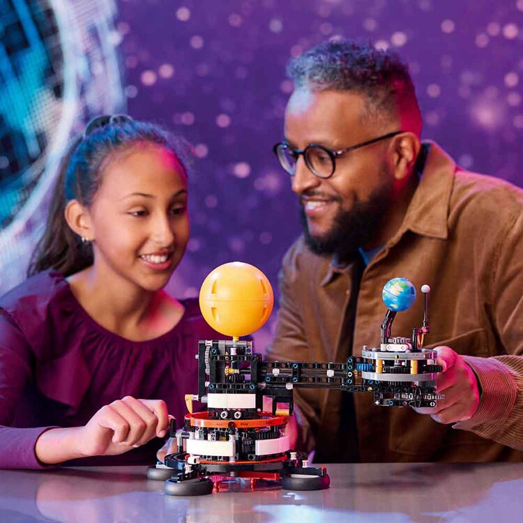 TECHNIC 地球と月の周回軌道 42179 【プラザセレクト】