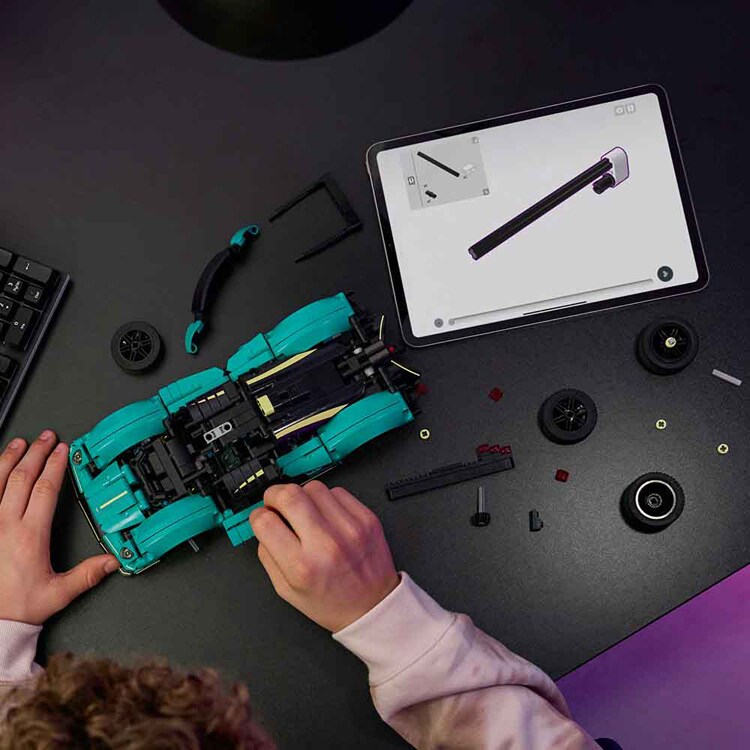 TECHNIC Aston Martin Valkyrie 42208 【プラザセレクト】