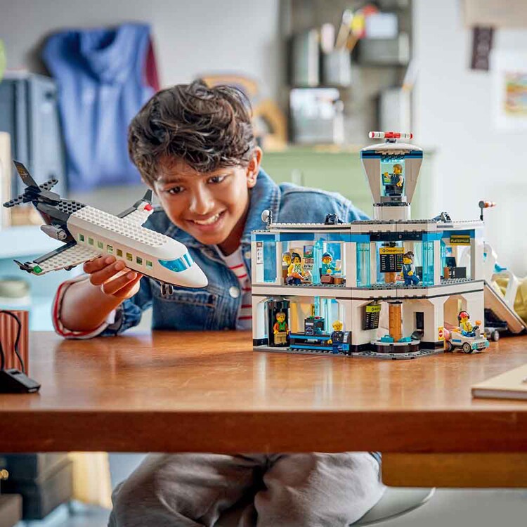 CITY 空港ターミナルと飛行機 60502 【プラザセレクト】