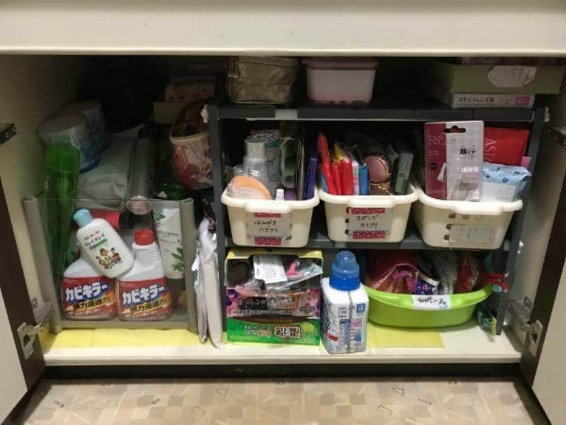 色と形を揃えてスッキリ 洗面台下収納 アイリスプラザ メディア