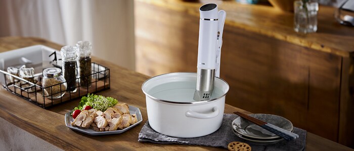 アイリスオーヤマ 低温調理器 
PocketChef 
 PLTC-M01-B IRIS OHYAMA 低温調理器 アイリスオーヤマ 鍋 スロークッカー